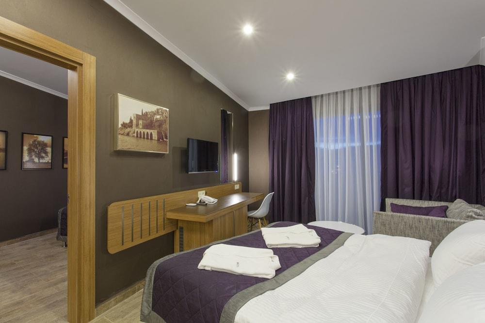 Michell Hotel (Adults Only) Αλάνια Εξωτερικό φωτογραφία